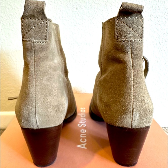 Acne Tan Suede Ankle Boots size 10 - Picture 3 of 5